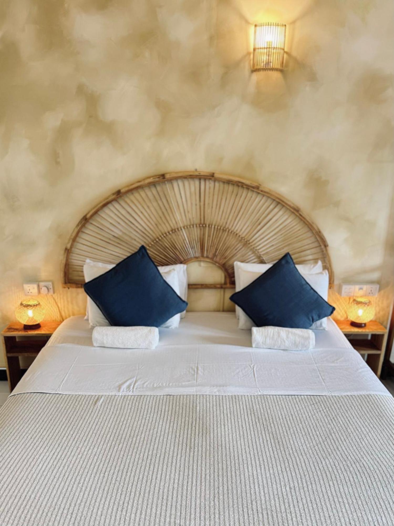 Hotel Oltremare Mirissa Extérieur photo